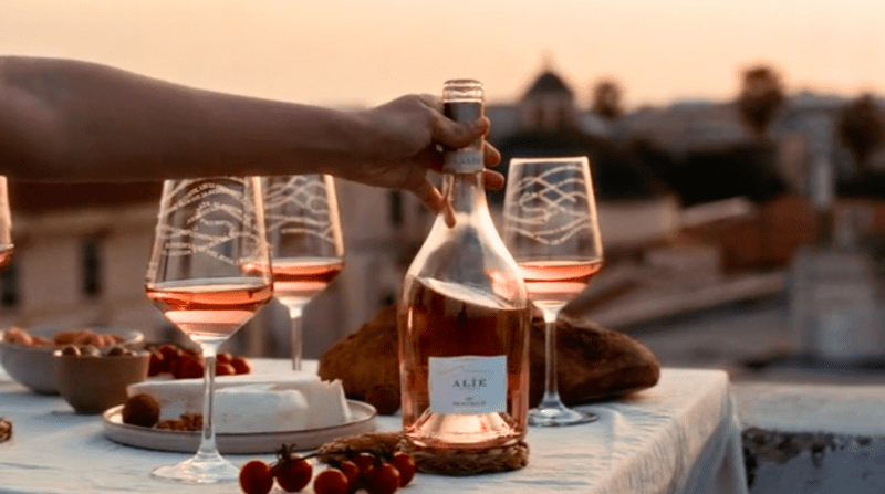 Frescobaldi Alie na stole